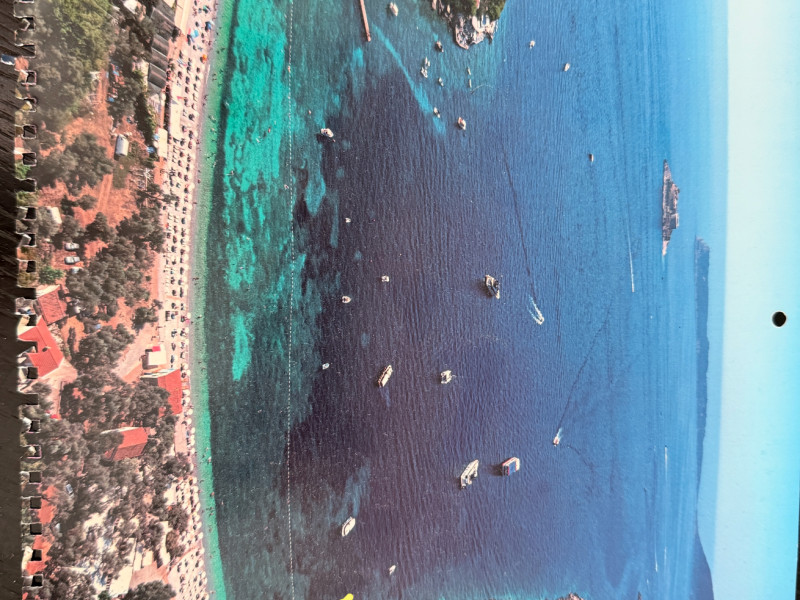 Kuca 130 metara od plaze Zanjice 1 minut do vode