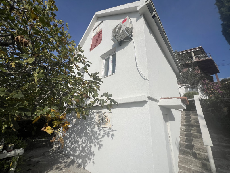 Kuca na Suscepanu sa pogledom na more