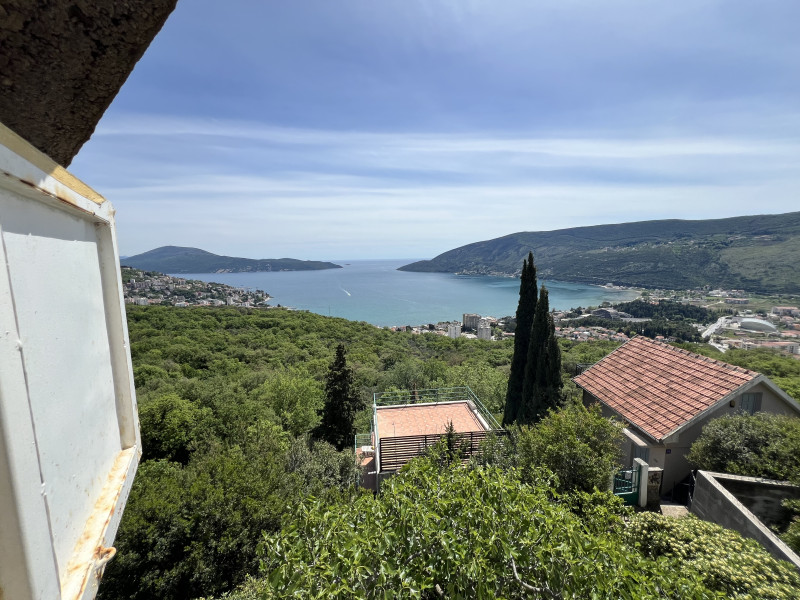 Kuca na Suscepanu sa pogledom na more