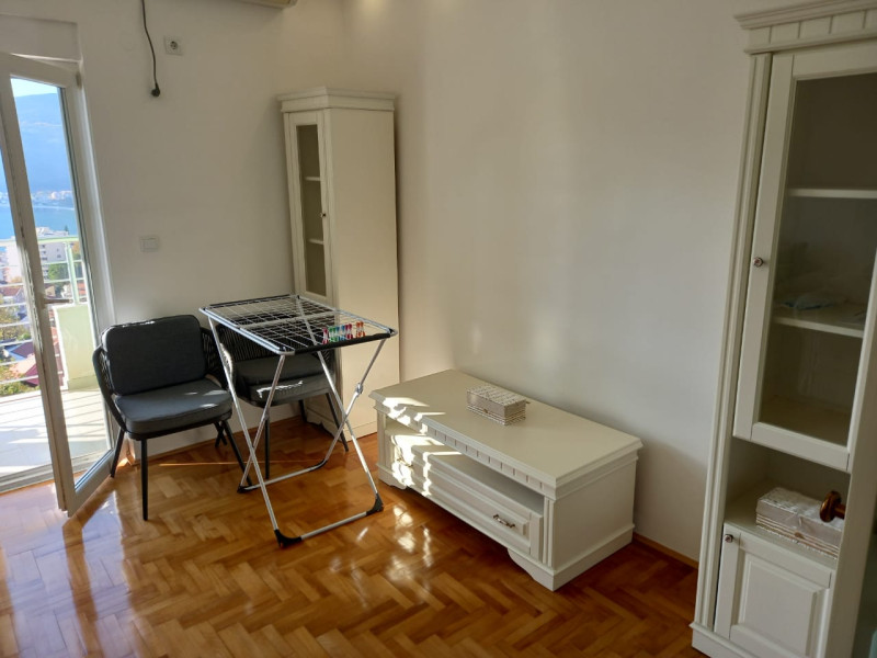 Dvoiposoban stan Herceg novi 56 m2