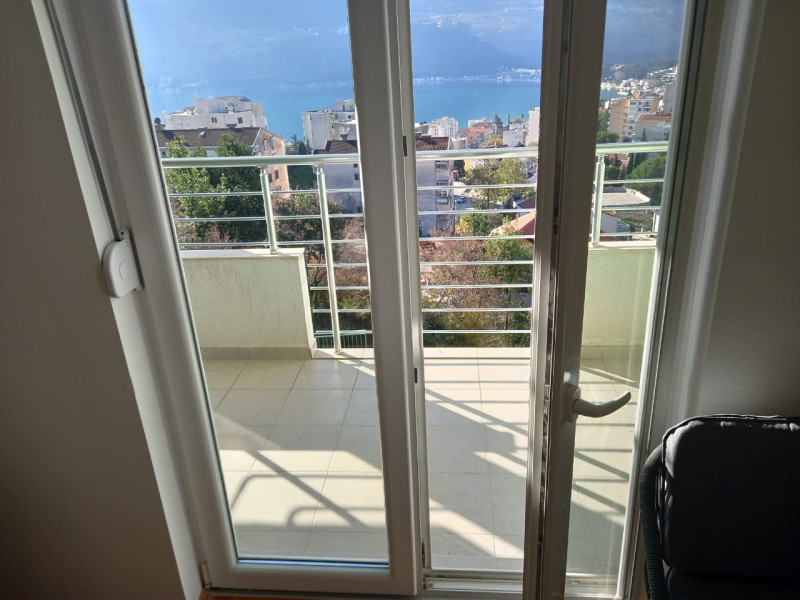 Dvoiposoban stan Herceg novi 56 m2