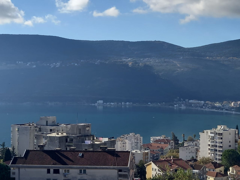 Dvoiposoban stan Herceg novi 56 m2