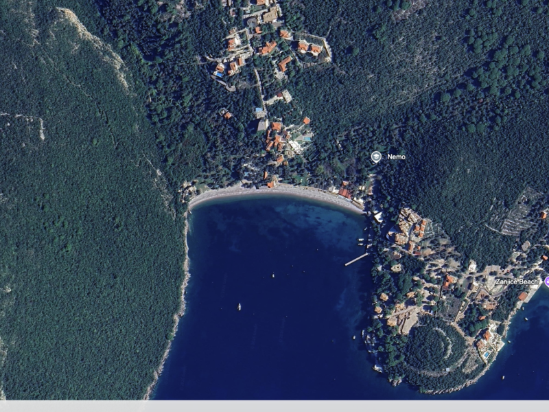 Kuca na Zanjic plazi (130 metara od plaze)