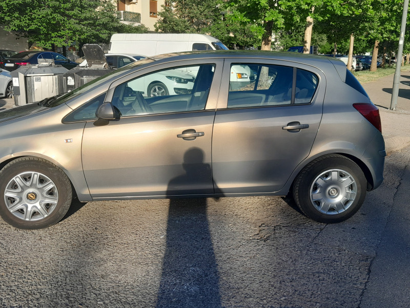 Opel Corsa 1.2 benzin